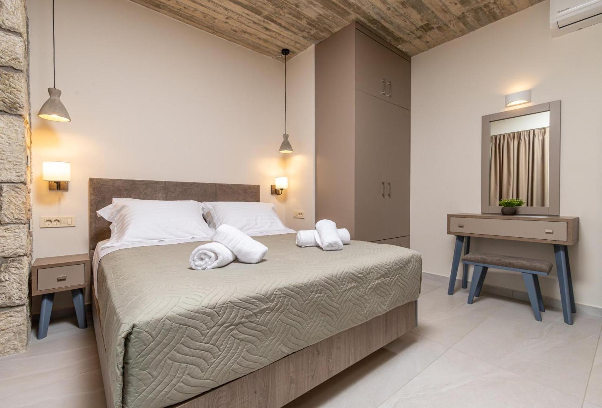 Achatis Apartments With Sea View Kolimvári Kültér fotó