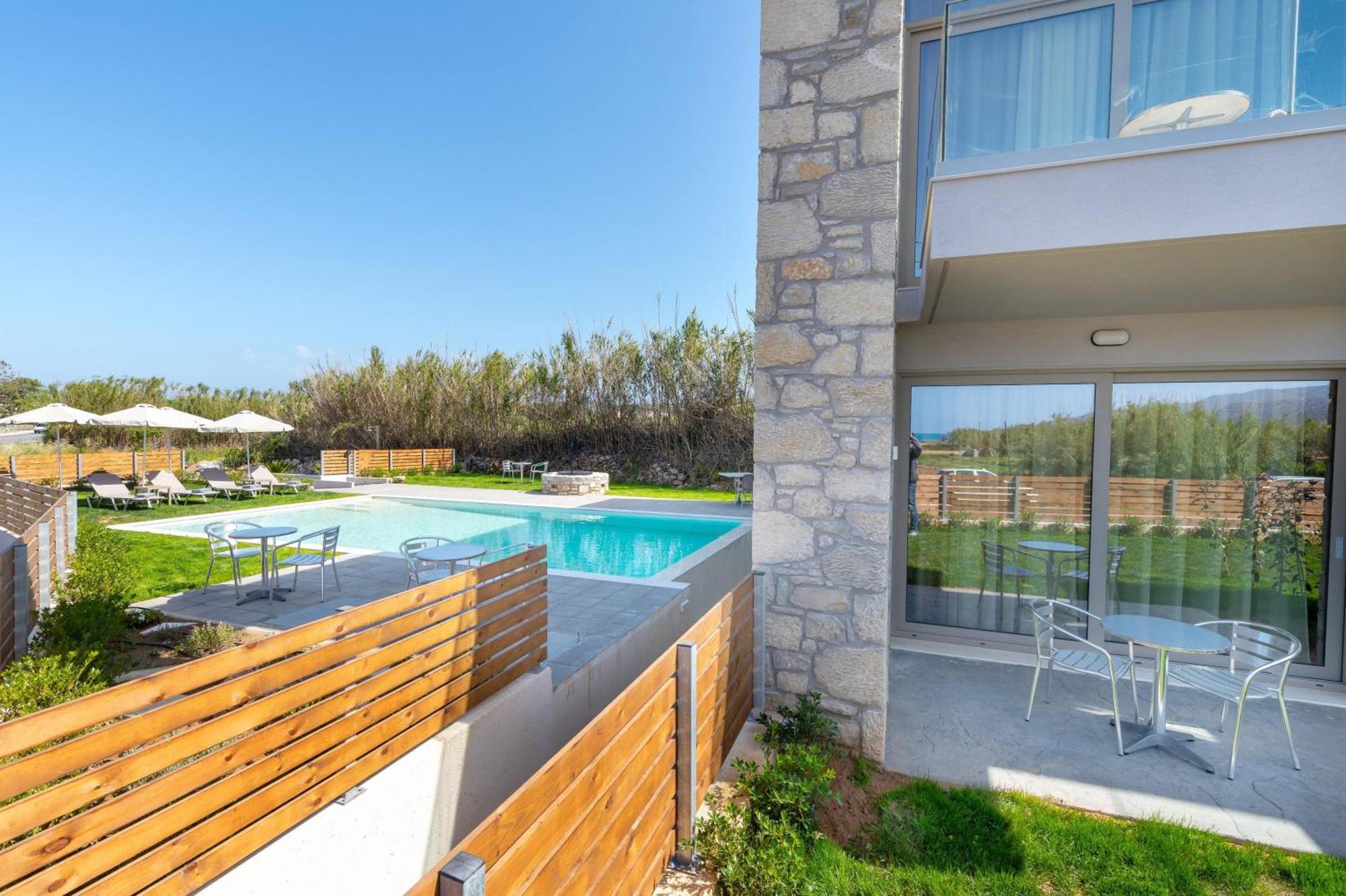Achatis Apartments With Sea View Kolimvári Kültér fotó