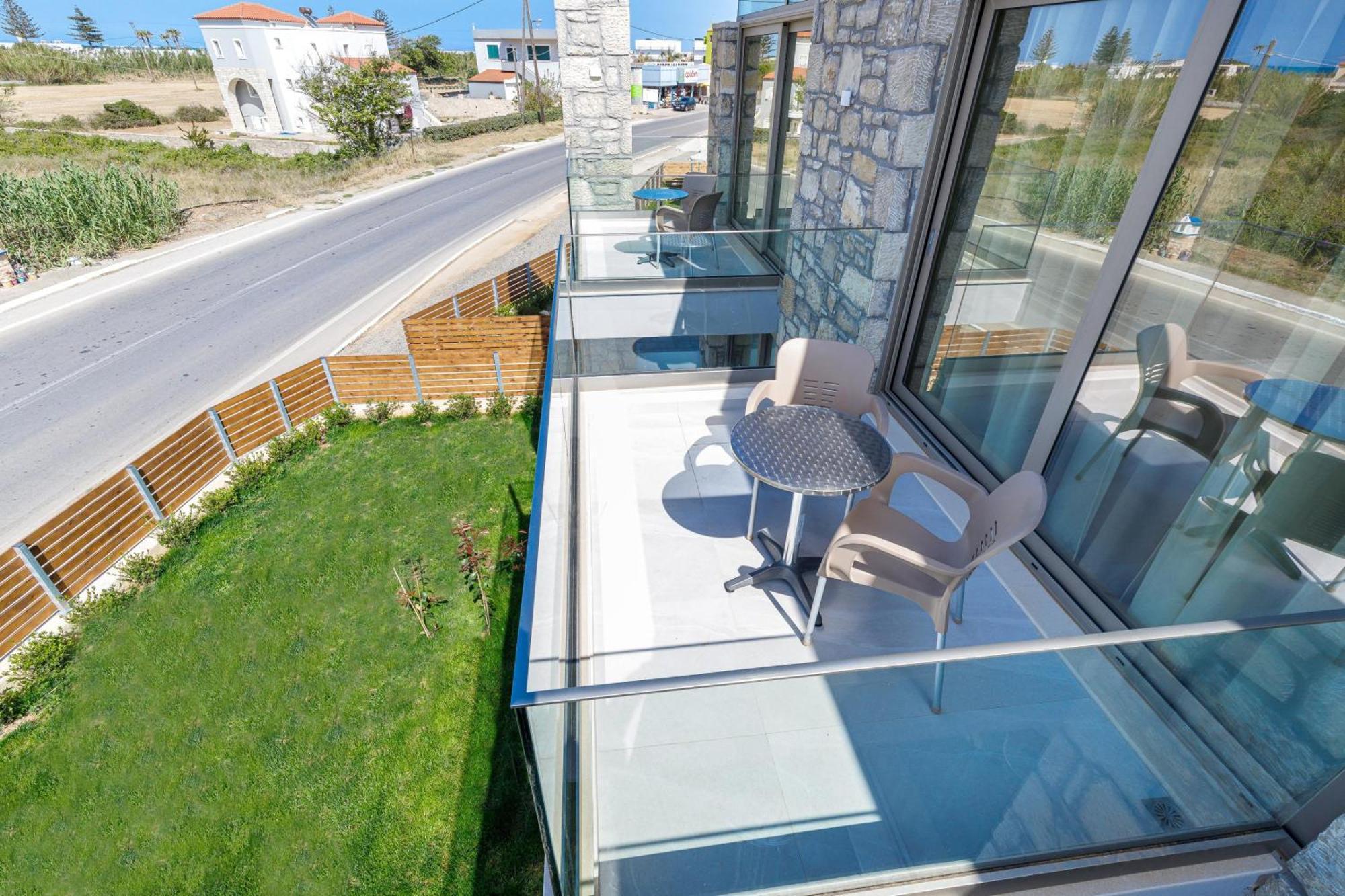 Achatis Apartments With Sea View Kolimvári Kültér fotó
